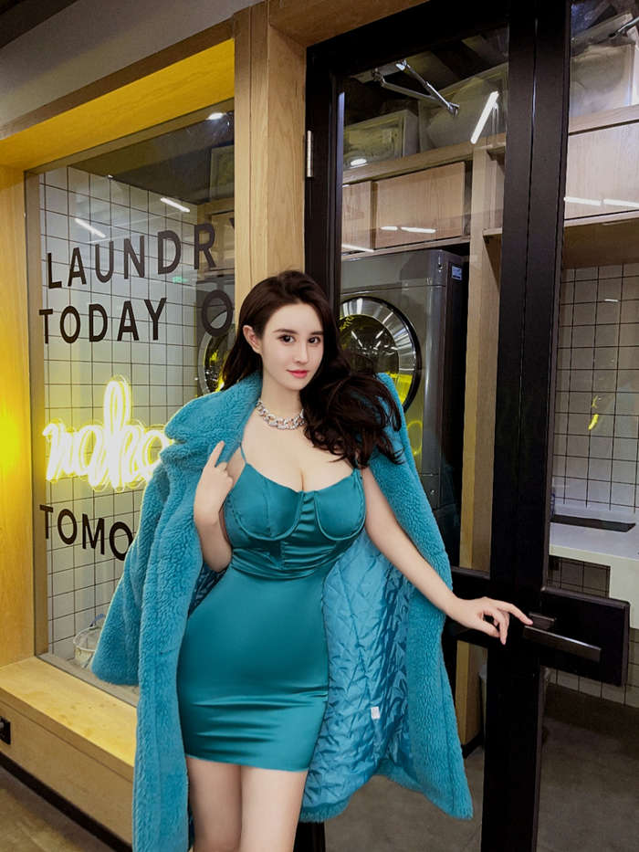 洛杉矶模特预约微信